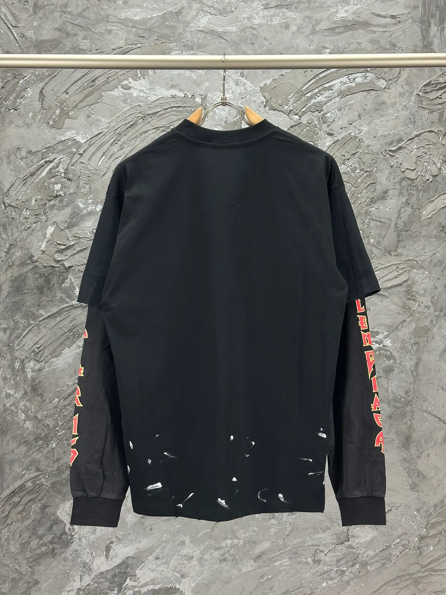 BALENCI*GA . 280g . . . . .os Same Style -Color：Black White -SIZE：XS S M L 8618#